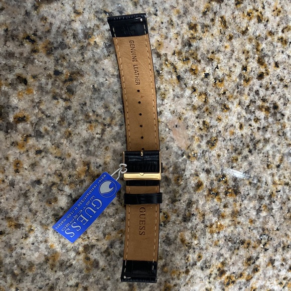 3 NWT Guess interchangeable watch wristbands - Picture 2 of 6